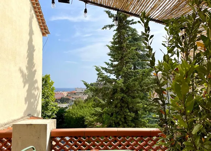 빌라 Same 카시스